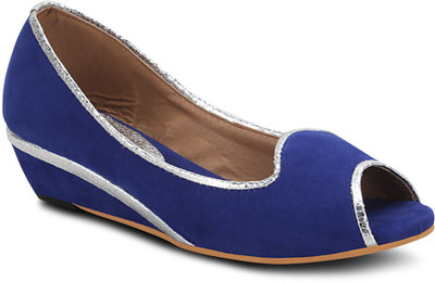 55% OFF on Get Glamr Black Peep Toe Wedges