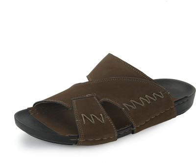 61% OFF on Nawaabs 9002 Flats 61% OFF on Nawaabs 9002 Flats