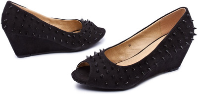 Ceriz Spiky Peep Toe Wedges