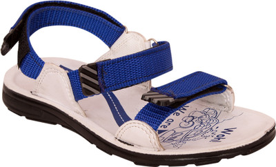 23% OFF on Green Finger Rugger Sandals