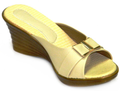 66% OFF on BellaToes Cut Heel Leather Wedges