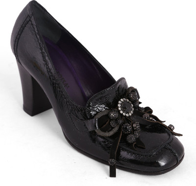 60% OFF on Ilian Fossa Leather Heels