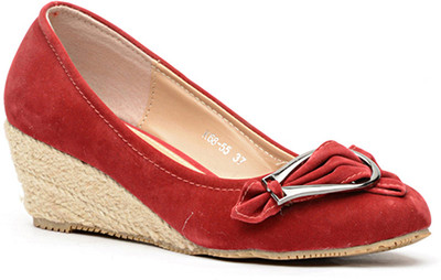 30% OFF on Pinq Chiq Wedges