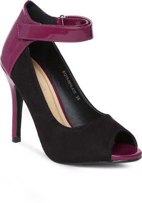 60% OFF on Dressberry Heels 60% OFF on Dressberry Heels