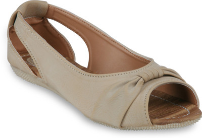 16% OFF on Studio 9 Chic Ballerina Flats