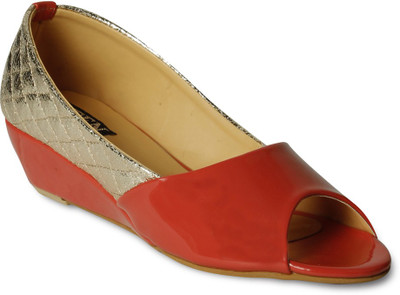 64% OFF on TEN Wedges 64% OFF on TEN Wedges