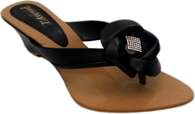 55% OFF on 1st Avenue Aruba Wedges