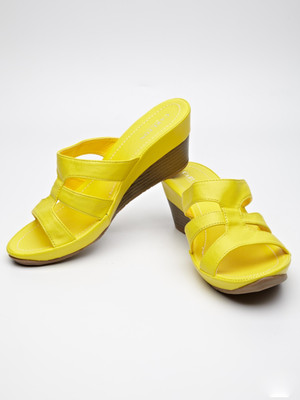 65% OFF on Carlton Wedges 65% OFF on Carlton Wedges