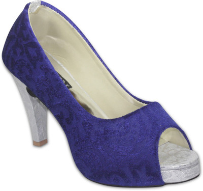 59% OFF on TEN Heels