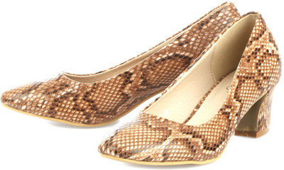 31% OFF on Vero Couture Snake Print Leather Heels