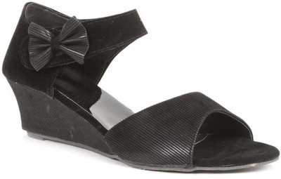 62% OFF on Sindhi Footwear Wedges 62% OFF on Sindhi Footwear Wedges
