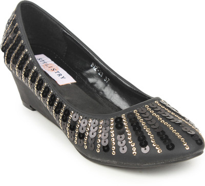 20% OFF on Stylistry Wedges