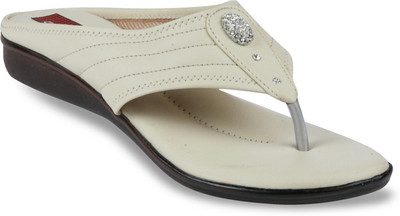 25% OFF on Studio 9 Comfy V Flats