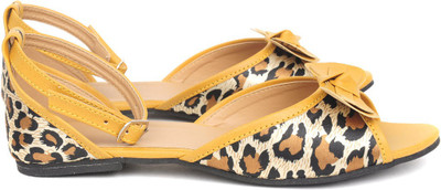 50% OFF on Base One One Flats 50% OFF on Base One One Flats