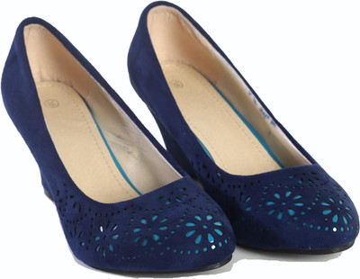 44% OFF on Pinza Flower Pattern Wedges