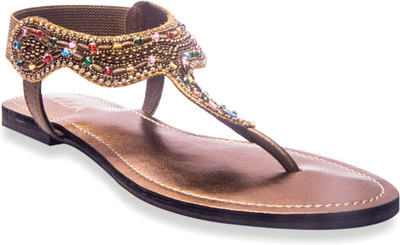 Liza Flats