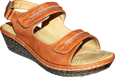 Khadim's Softouch Wedges