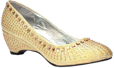 74% OFF on Trilokani Wedding Queen Wedges 74% OFF on Trilokani Wedding Queen Wedges