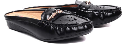 55% OFF on Ruby Wonderful Flats