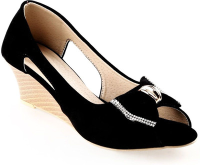 70% OFF on CatBird Wedges