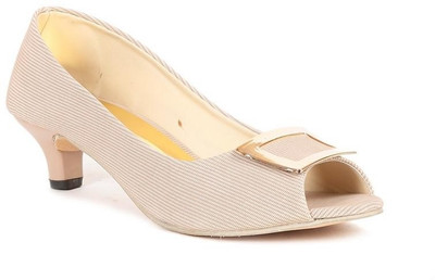 62% OFF on Sindhi Footwear Heels