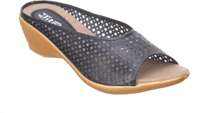 Titas Womens Black Casual Sandals Wedges Titas Womens Black Casual Sandals Wedges