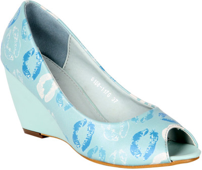 70% OFF on La Isla Wedges