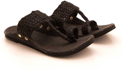 60% OFF on Ridhi Sidhi Black Kolhapuri Sandals 60% OFF on Ridhi Sidhi Black Kolhapuri Sandals