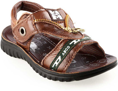 64% OFF on CatBird Boys Sandals 64% OFF on CatBird Boys Sandals