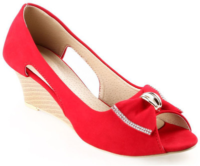68% OFF on CatBird Wedges