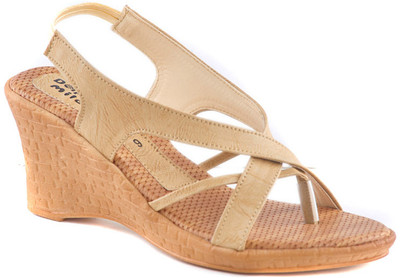 27% OFF on Dolphin Miles Stylish Medium Wedges