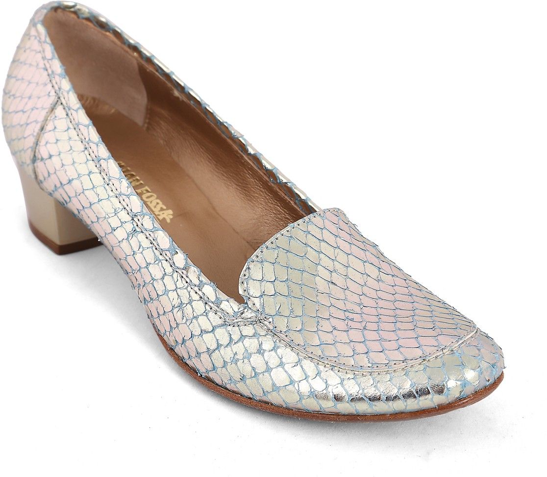 60% OFF on Ilian Fossa Leather Heels