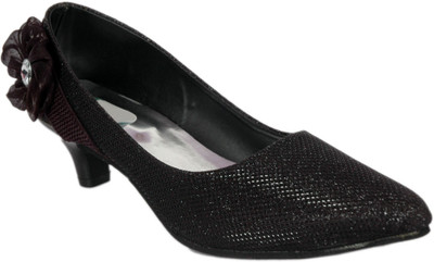 50% OFF on Studio 9 Heels 50% OFF on Studio 9 Heels