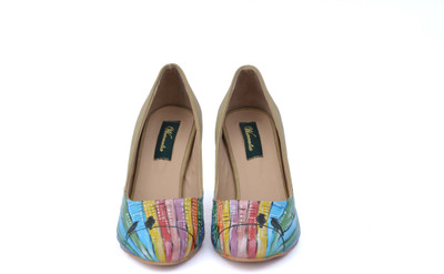 40% OFF on Wearmates The Metro City Bird Design Heels 40% OFF on Wearmates The Metro City Bird Design Heels