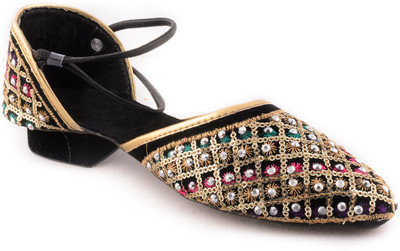 75% OFF on Forever Footwear Heels