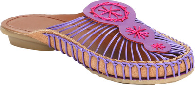 9% OFF on Shoe Bazar Flats