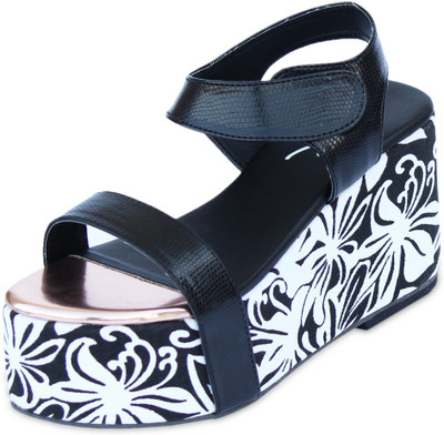 43% OFF on Chalk Studio Stencila Wedges