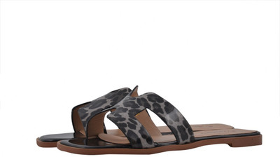 57% OFF on Shuberry SB-051 Flats