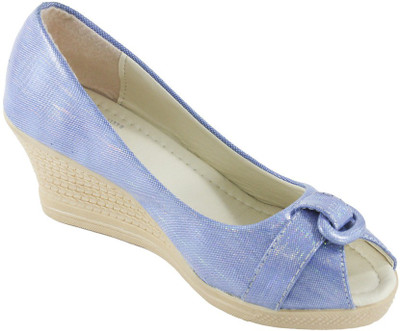 74% OFF on Heels & Handles Leather Wedges 74% OFF on Heels & Handles Leather Wedges