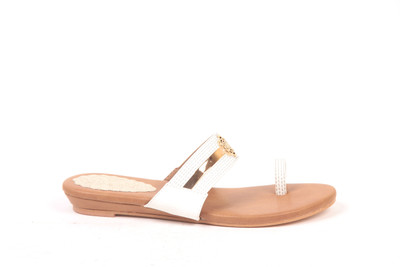 54% OFF on Adorn Flats 54% OFF on Adorn Flats