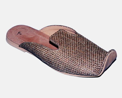 10% OFF on Kolapuri Center Sandals 10% OFF on Kolapuri Center Sandals