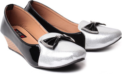 60% OFF on Ruby Dashing Wedges