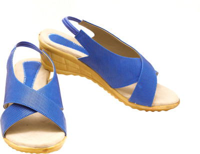 50% OFF on Canvera Heels