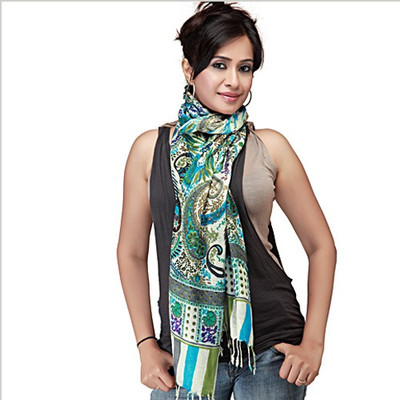 9% OFF on Ghasitaram Gifts Printed Cotton Women's Scarf