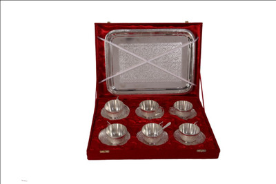 30% OFF on RajLaxmi Glass Tray Serving Set 30% OFF on RajLaxmi Glass Tray Serving Set