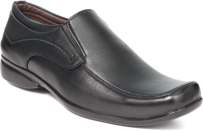 25% OFF on Ferraiolo Wears Slip On Shoes