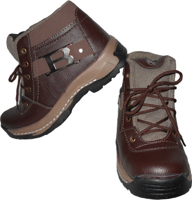 55% OFF on Aaron Bommy Boots