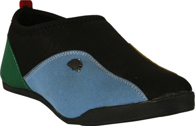 66% OFF on Zachho Hc110-Mix Casuals