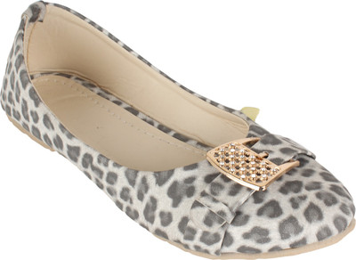 68% OFF on Authentic Vogue Tiger Print With Buckle Ballerinas Bellies