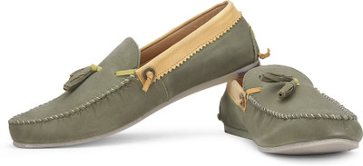 30% OFF on Famozi Loafers